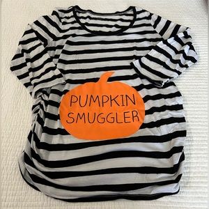 Pumpkin Smuggler XL maternity shirt by Motherhood